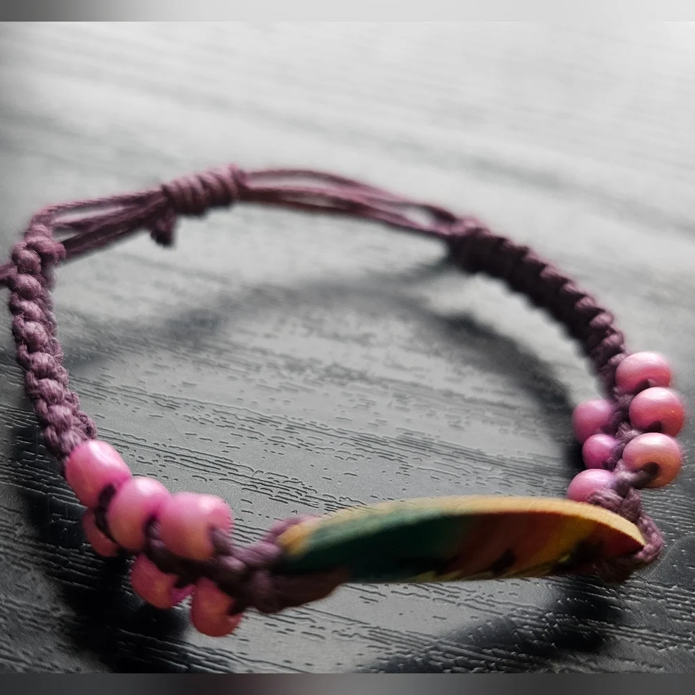Vintage Maui Surfboard Bracelet Purple String w/ Pink Beads OS
